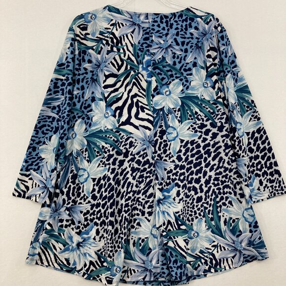 Ava & Grace size XL Blue Floral Animal Print Pintuck Stretch Knit 3/4 Sleeve Top - Picture 6 of 8
